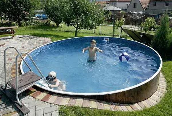 Каркасный бассейн для детей на даче