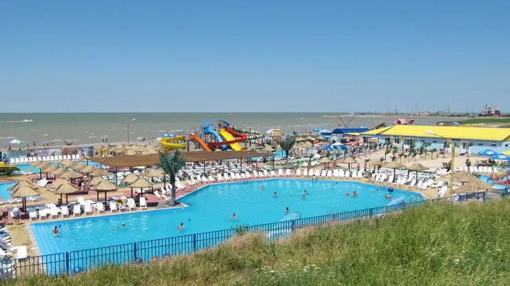 Аквапарк в Ейске, отдых с детьми на курортах Азовского моря