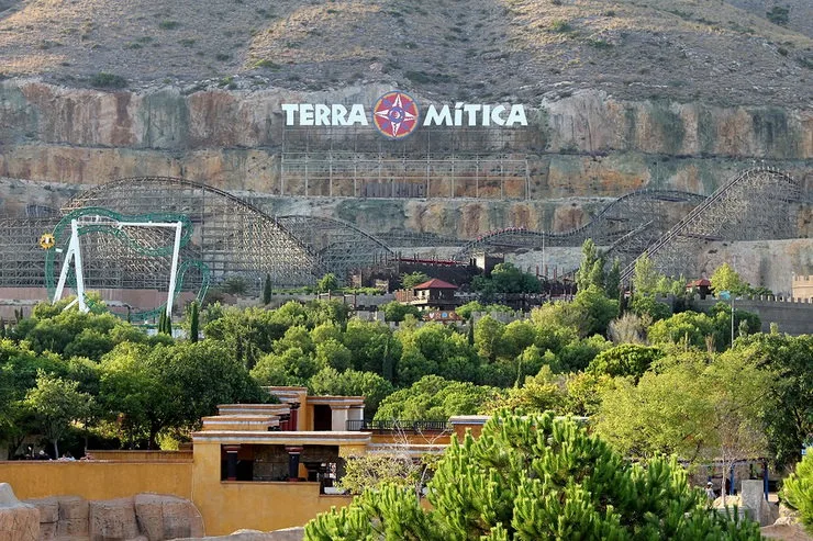Куда поехать с ребенком в августе? Terra Mitica, Бенидорм, Испания