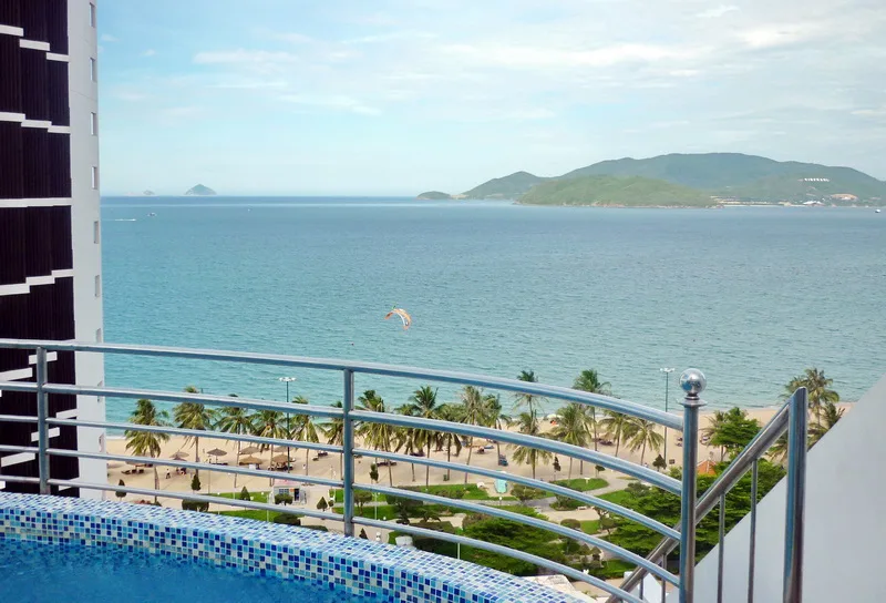 отель Diamond Bay Resort and Spa 4*