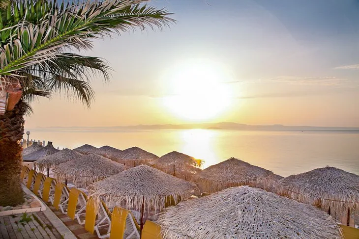 hanioti-halkidiki