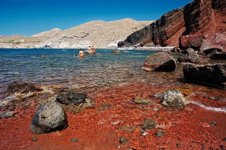 plyazhi-santorini